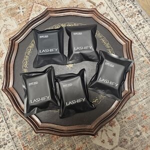 Lashify E- Extreme (Original) Gossamers. Size 11,12,13,14,15. Unopened.